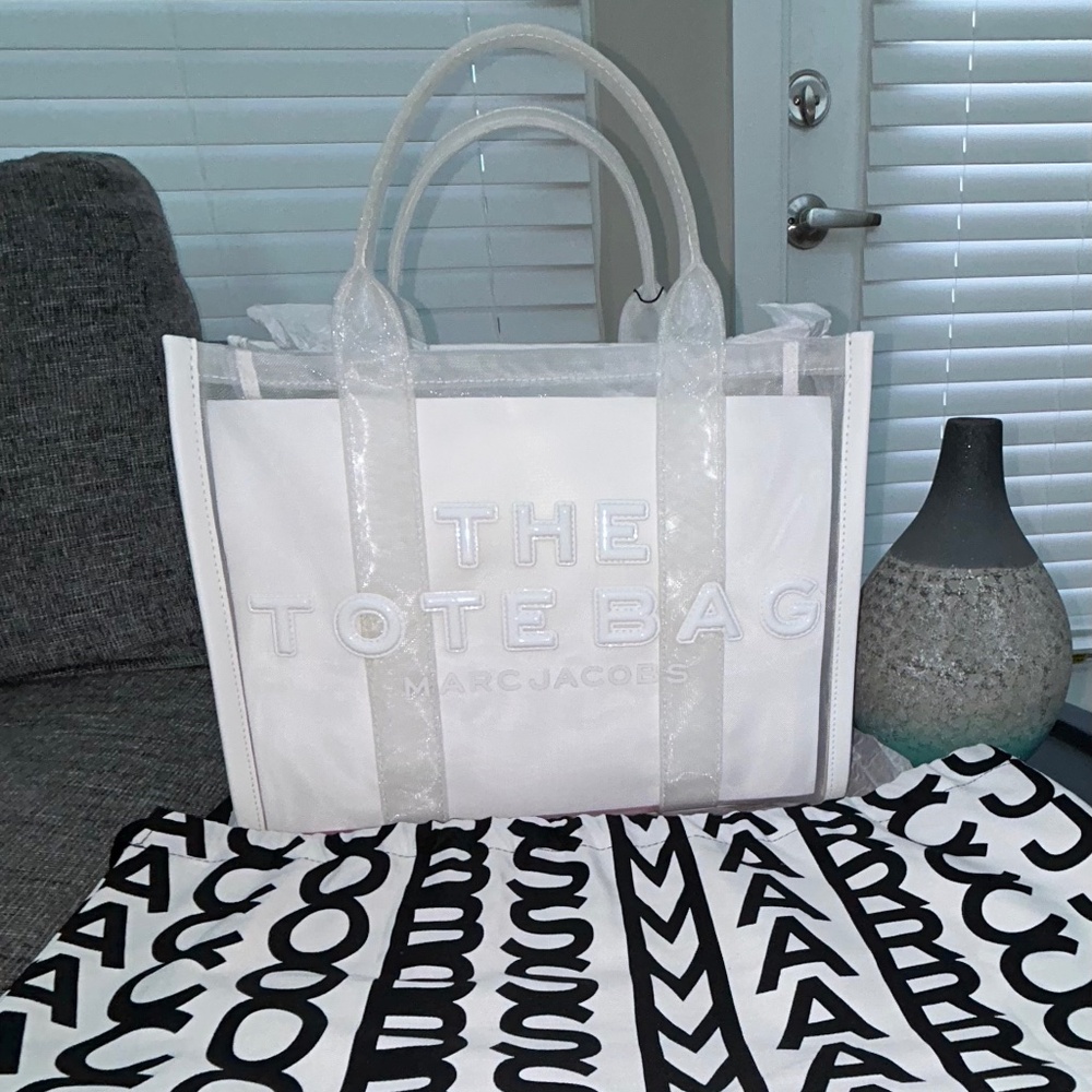 MARC JACOB’S-MEDIUM MESH TOTE (WHITE)🤍